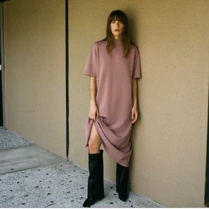 Washed Interlock Dress in Chalk Pink
